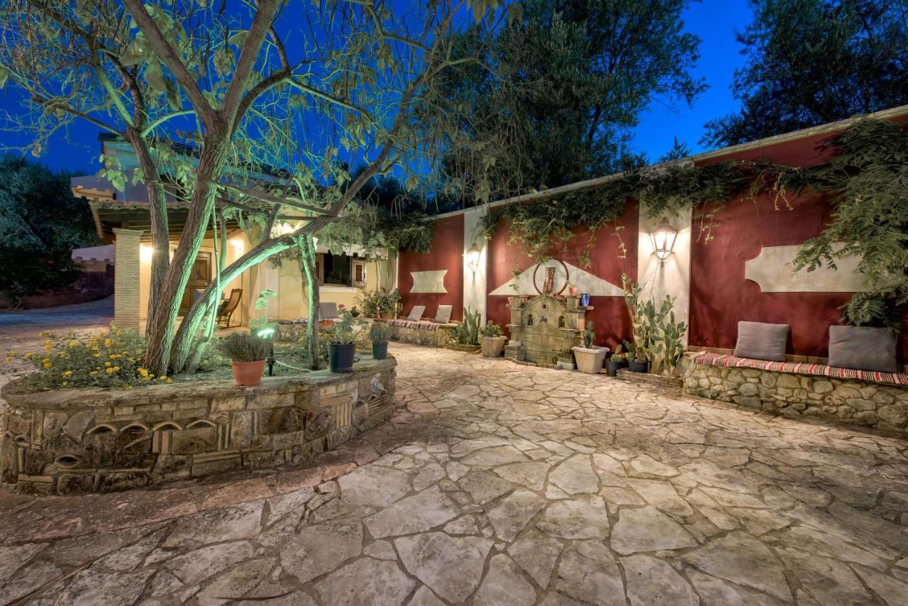Villa Sarakino House Of Literature Agios Dimitrios  Esterno foto
