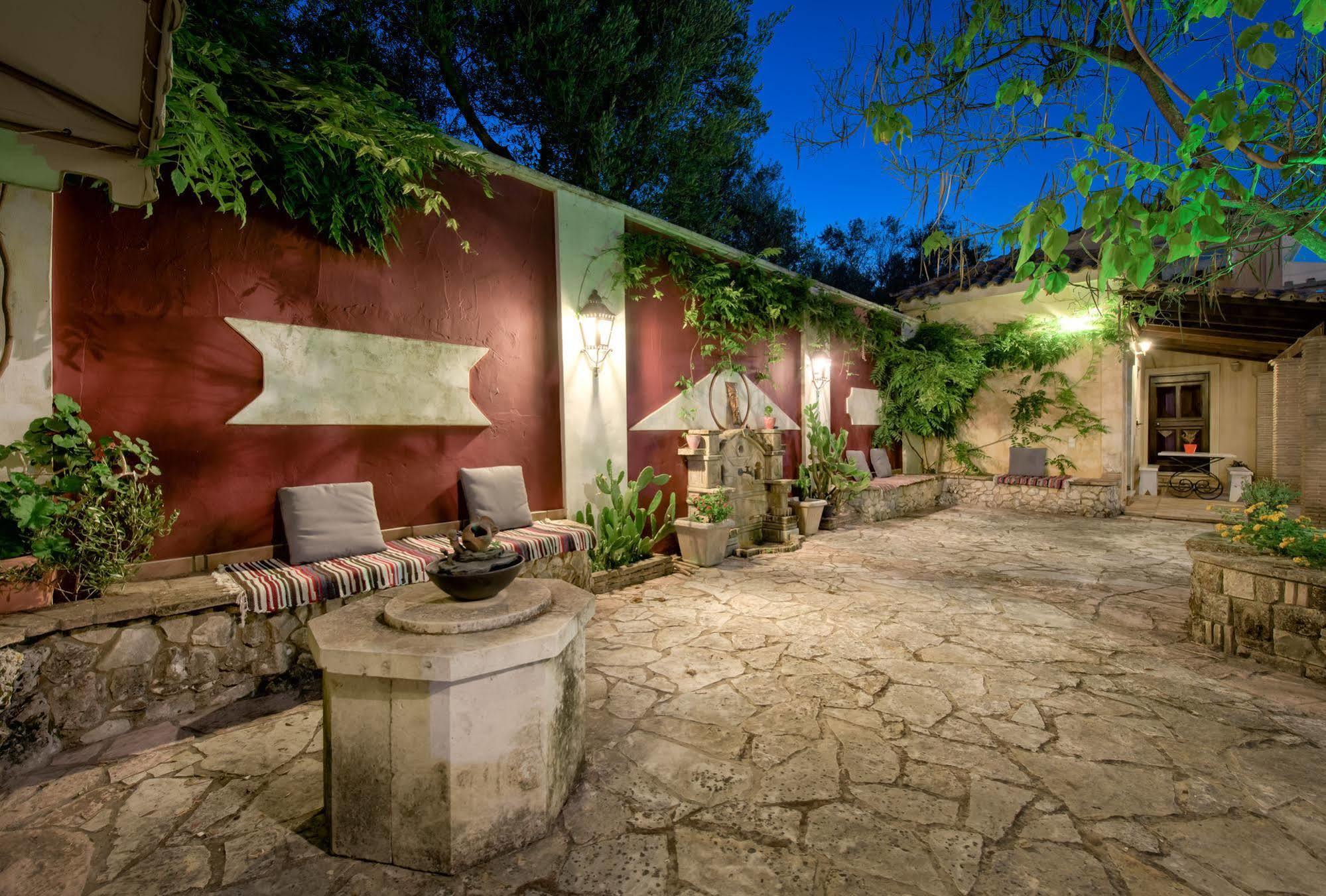 Villa Sarakino House Of Literature Agios Dimitrios  Esterno foto