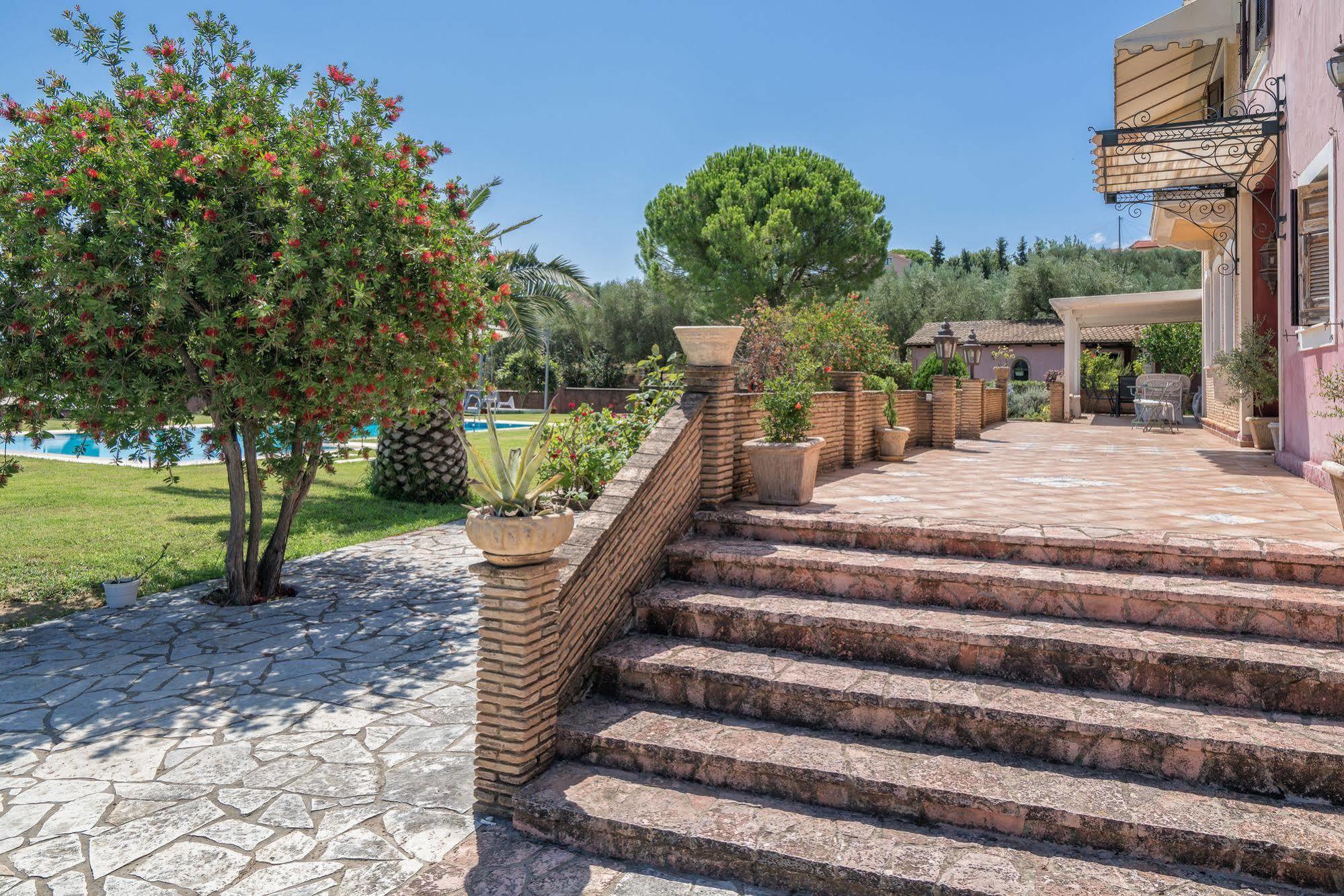 Villa Sarakino House Of Literature Agios Dimitrios  Esterno foto